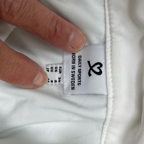 Daily Sports Born in Sweden Golf Shirt and Skirt SET!!! EUC…Worn once! - Picture 14 of 14